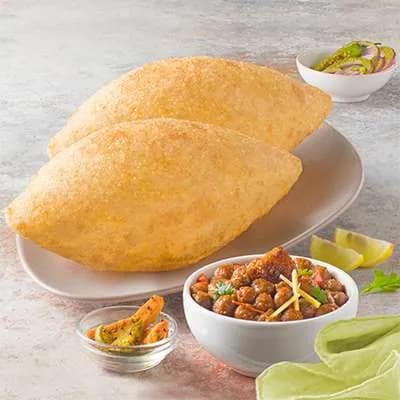 Chana Bhatura (2 pc)